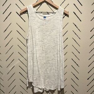 Old navy tank top